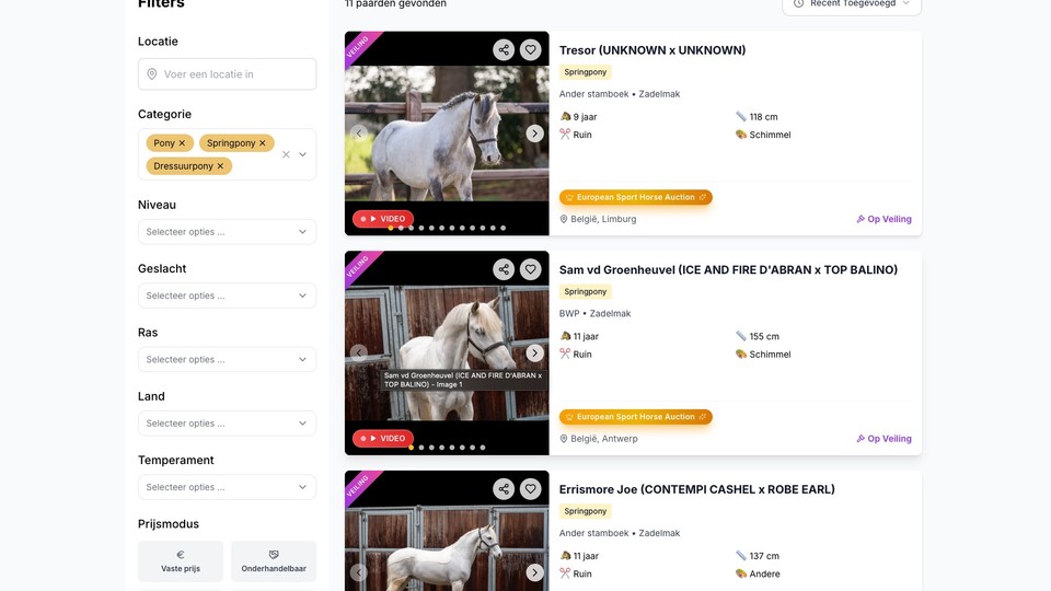 Advertentiepagina met pony's te koop